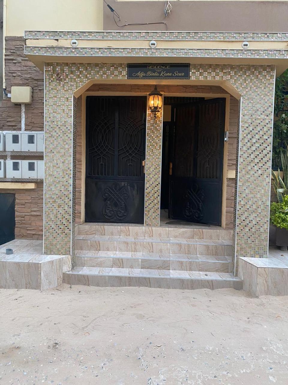 Residence Adja Binta Kane Sour داكاغْ المظهر الخارجي الصورة