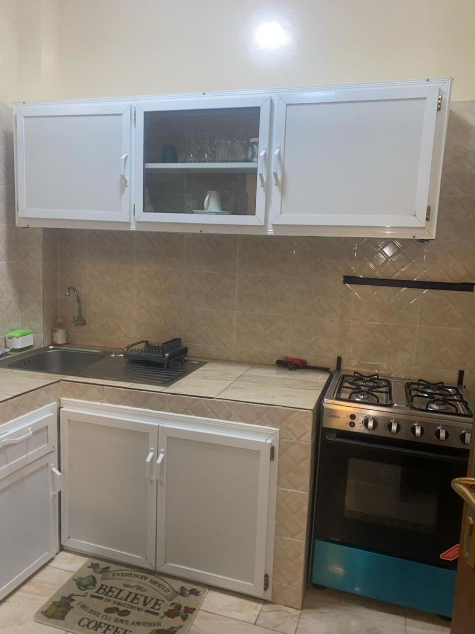 Residence Adja Binta Kane Sour داكاغْ المظهر الخارجي الصورة