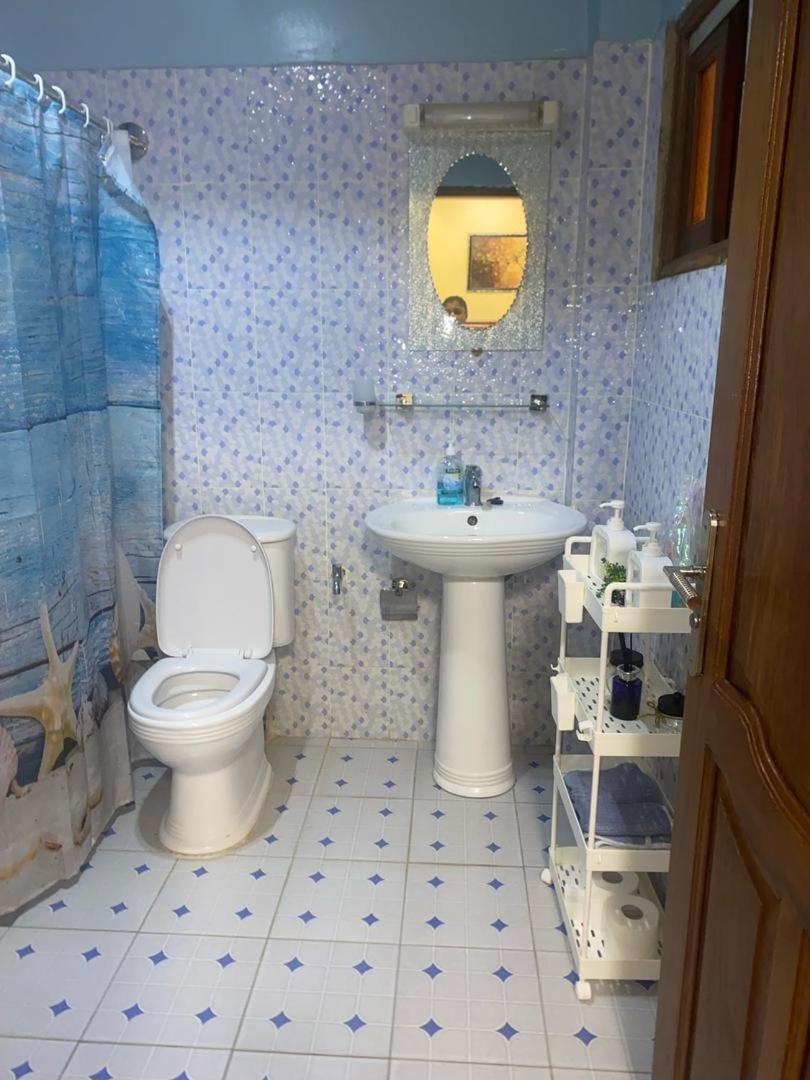 Residence Adja Binta Kane Sour داكاغْ المظهر الخارجي الصورة